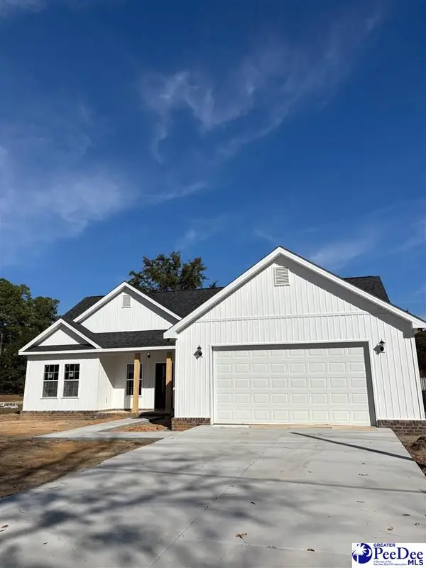 2694 Pineland Circle, Hartsville, SC 29550