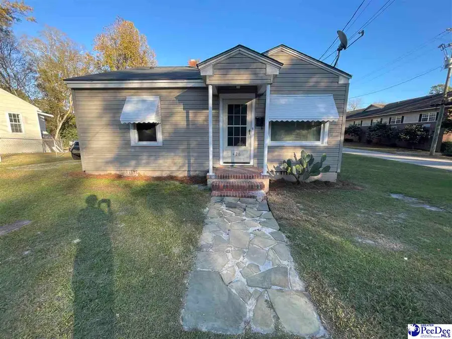 426 Manor, Florence, SC 29501 - Image #2