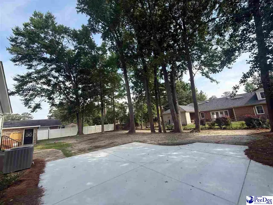 418 S Thomas Rd, Florence, SC 29501 - Image #3
