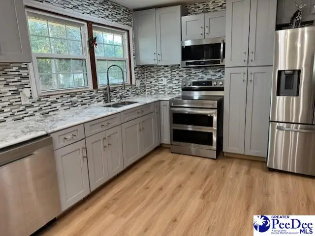 1520 Willis Drive, Hartsville, SC 29550-6964 - Image #3