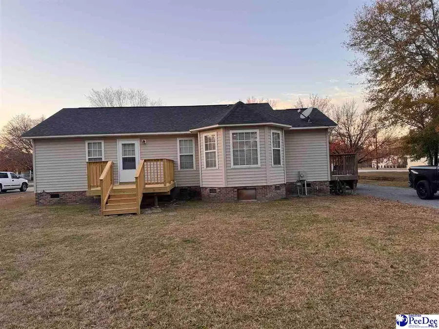 103 Grand Drive, Darlington, SC 29532-8621 - Image #2