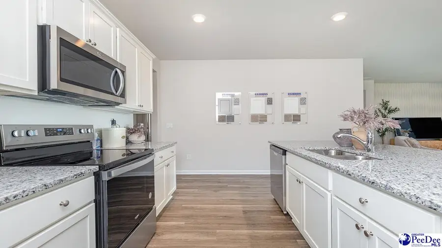 205 Bluff View Lane, Florence, SC 29505 - Image #3