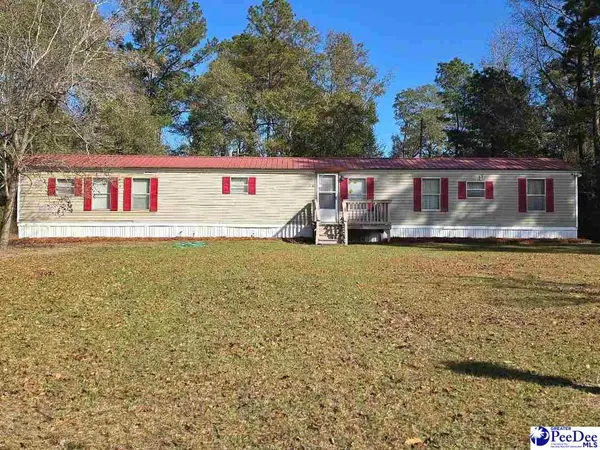 614 Gilchrist Road, Mullins, SC 29574