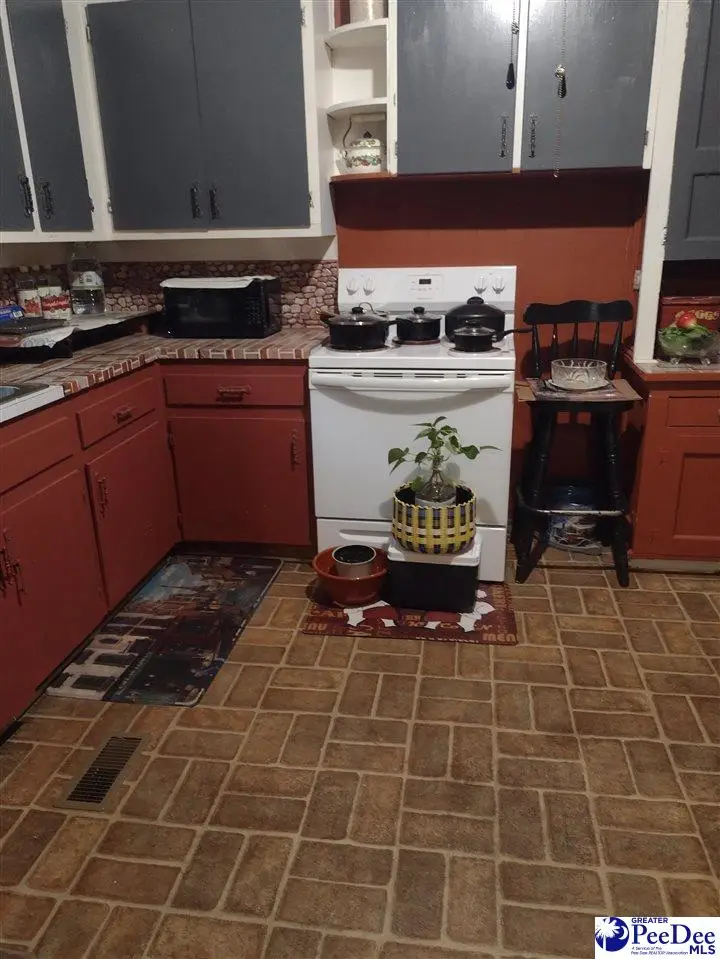 1252 W Main St, Dillon, SC 29536 - #2