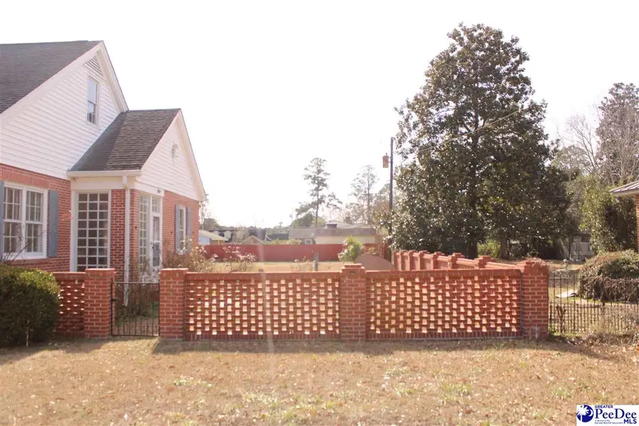 609 E Main St., Lake City, SC 29560 - #3