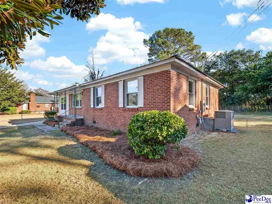 409 Lincoln Ave., Hartsville, SC 29550 - #3