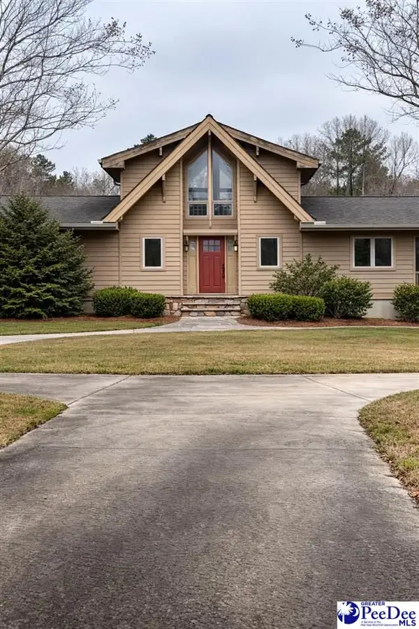 90 Roberts Ln, Salters, SC 29590-3540