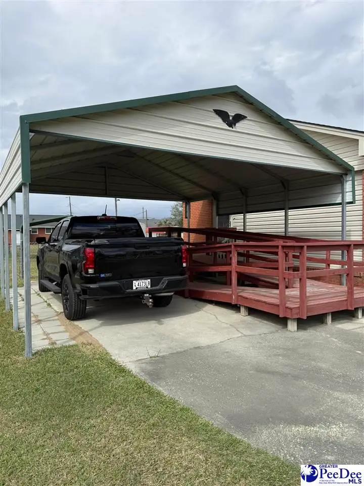 2713 W Ridgecrest Cir, Florence, SC 29501-6028 - #2