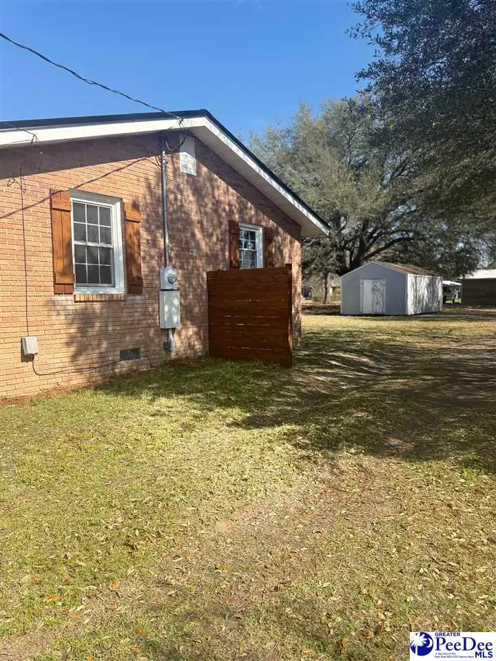 1521 E Home Ave, Hartsville, SC 29550 - #3