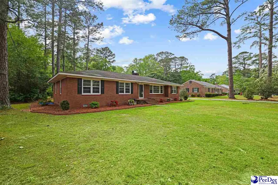 111 Brittain Rd, Darlington, SC 29532 - #2