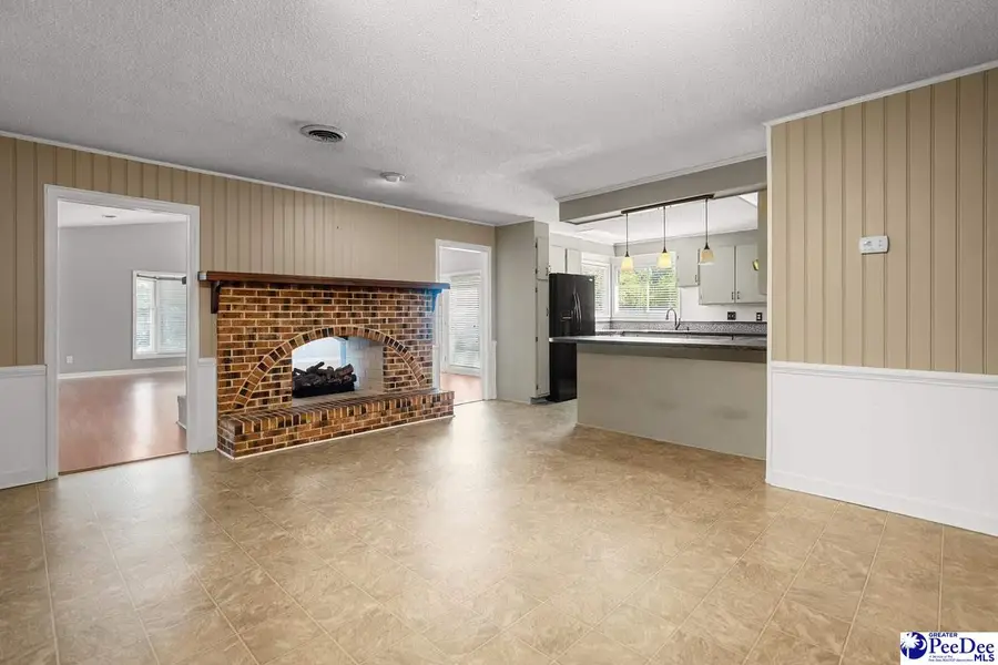 1131 Pinehurst Dr., Hartsville, SC 29550 - #3