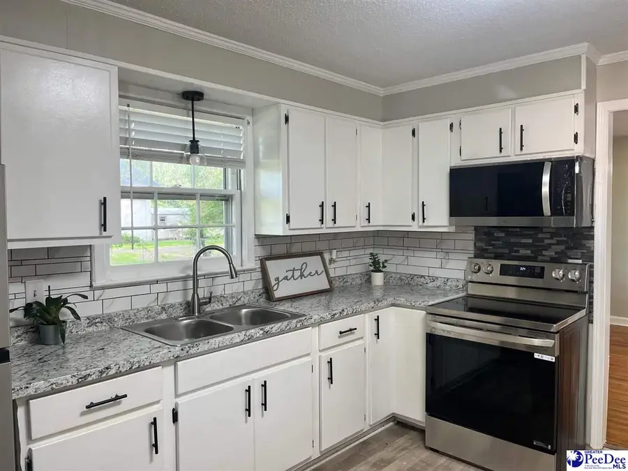 1064 Wellington Rd, Sumter, SC 29153 - #3