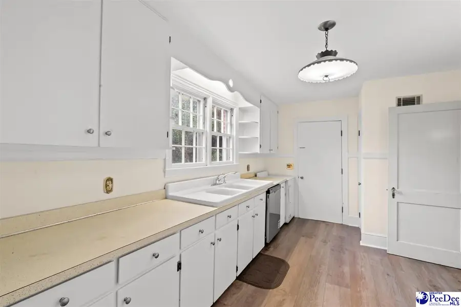310 N Main St, Mullins, SC 29574 - #3