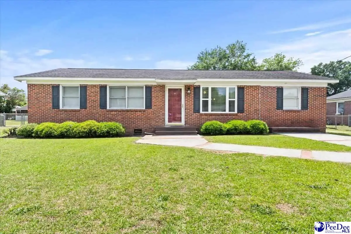 1404 Harrison St, Dillon, SC 29536 - #1