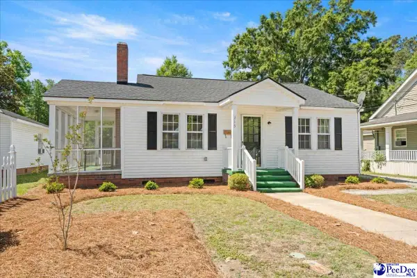 215 W Bond St, Marion, SC 29571