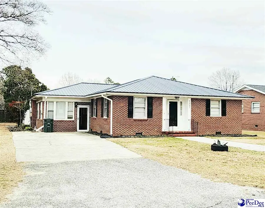 1321 E Washington Street, Dillon, SC 29536 - #2