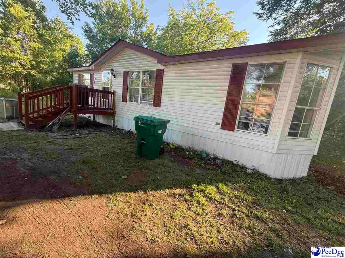 102 S Pinckney, Timmonsville, SC 29161 - #1