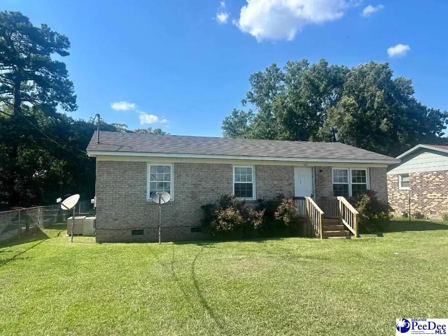 213 E Pickens St., Marion, SC 29571 - #2
