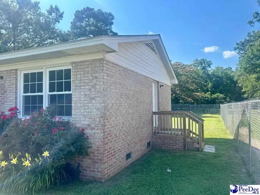 213 E Pickens St., Marion, SC 29571 - #3