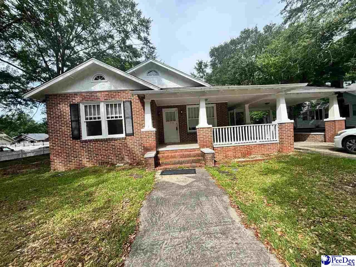126 Huger St, Cheraw, SC 29520 - #1