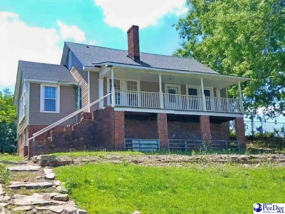 406-408 E Market Street, Bennettsville, SC 29512 - #1