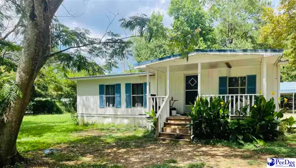 637 Planters Cir., Galivants Ferry, SC 29544