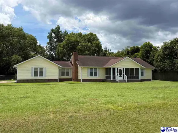 333 Horseshoe Bend Dr, Darlington, SC 29532