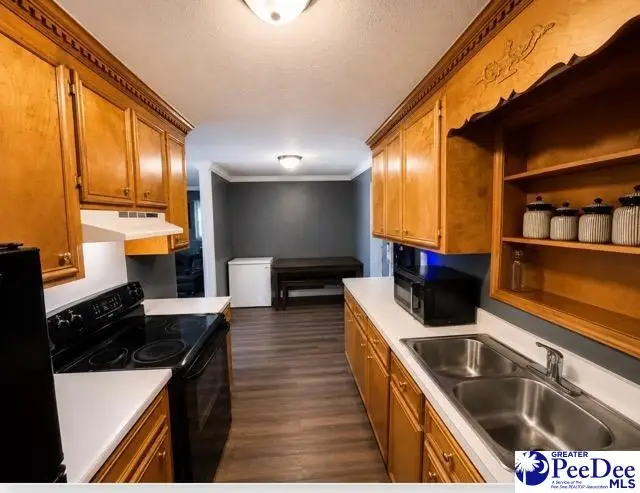 700 S 3rd Avenue, Dillon, SC 29536 - #3