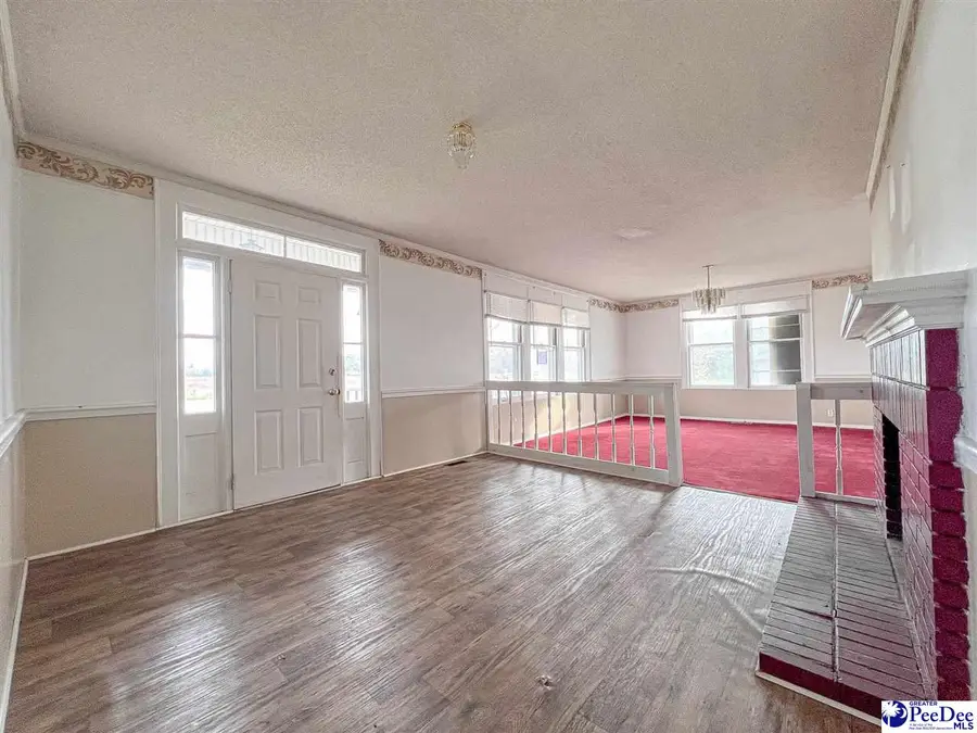 818 W Lydia Hwy, Hartsville, SC 29550 - #3
