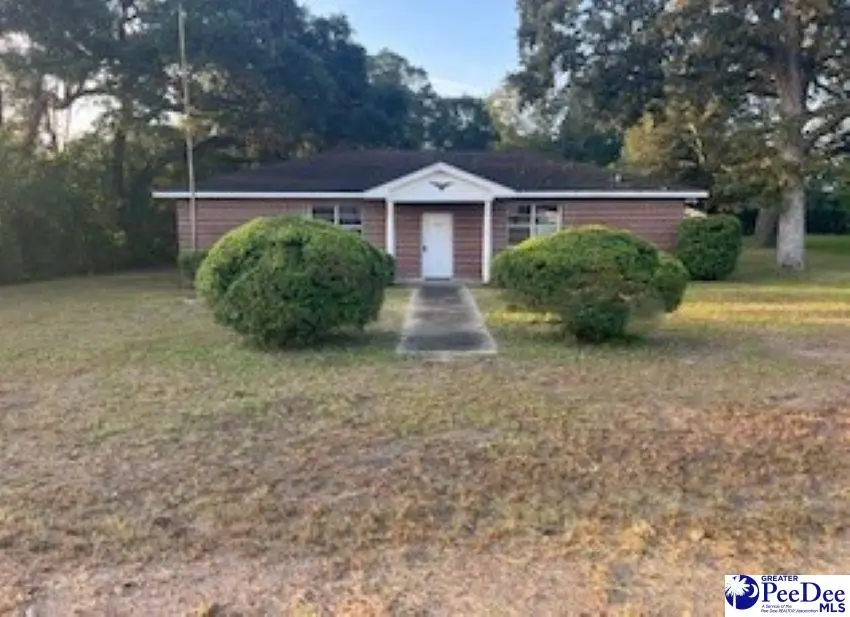 422 Ashton Ave, Kingstree, SC 29556-6117 - #1