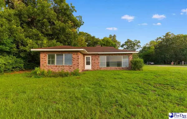 822 W Lydia Hwy, Hartsville, SC 29550