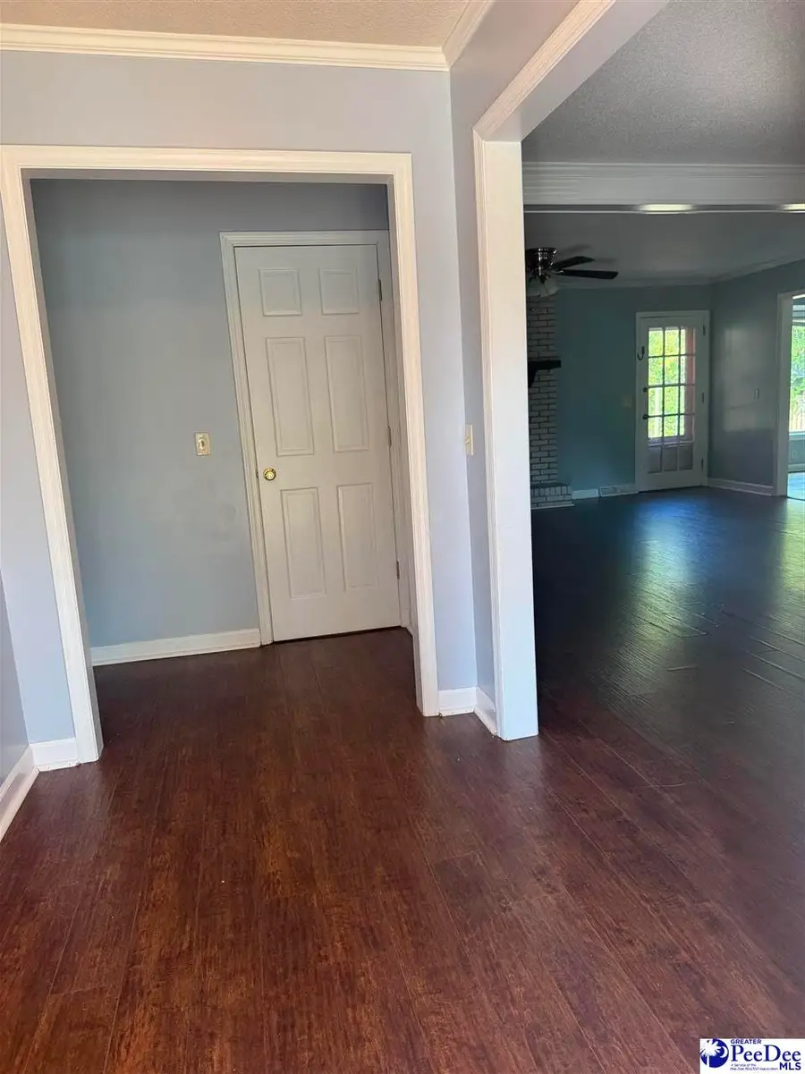 1613 Freemont St, Florence, SC 29505 - #2