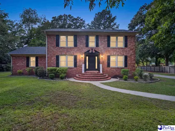 1092 Greenview Dr, Florence, SC 29501
