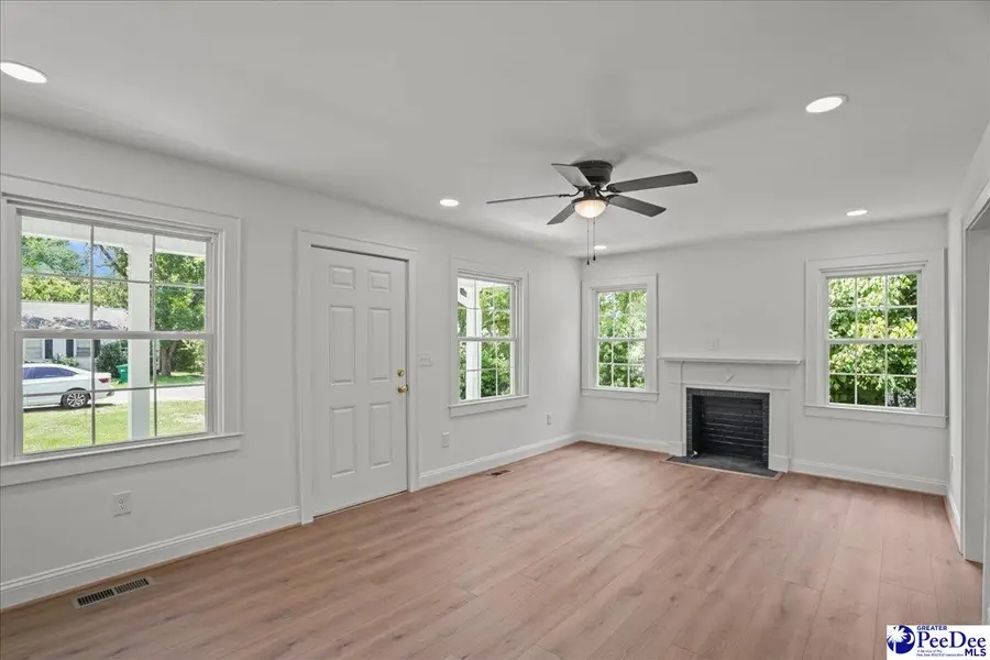 66 Victory Dr, Cheraw, SC 29520 - #2