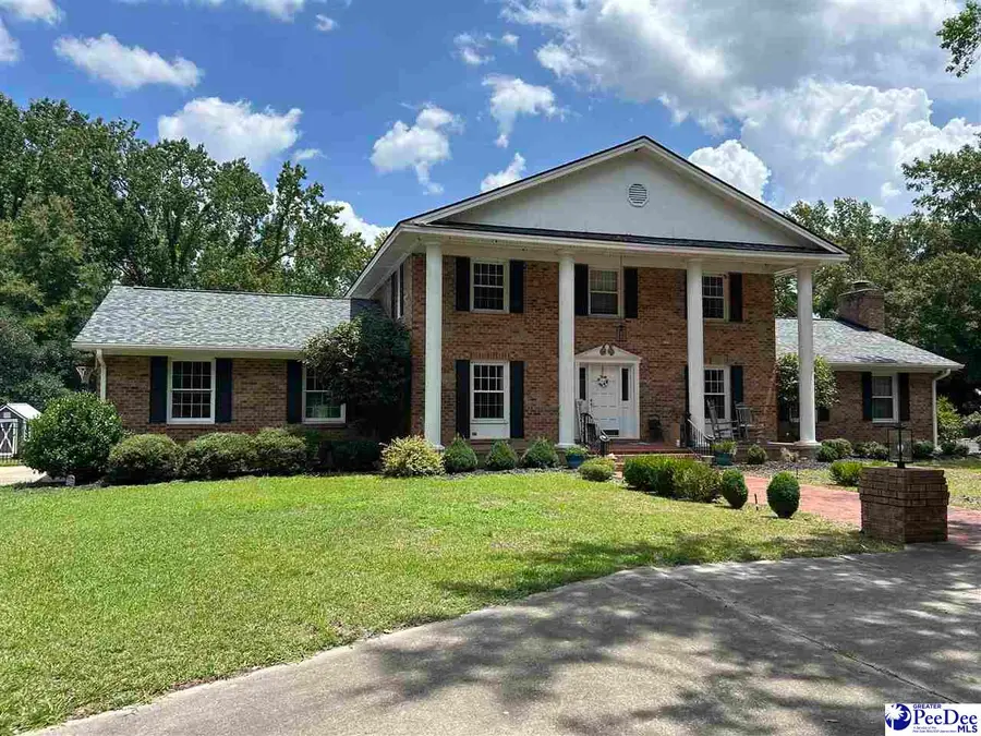 708 Lakeshore Drive, Bennettsville, SC 29512 - #2