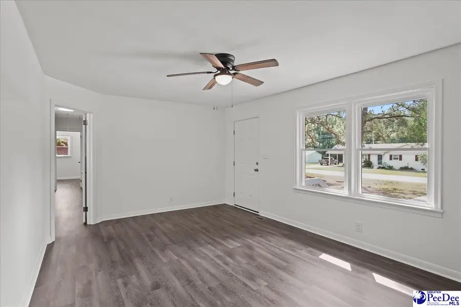 403 Diane Dr, Cheraw, SC 29520 - #3