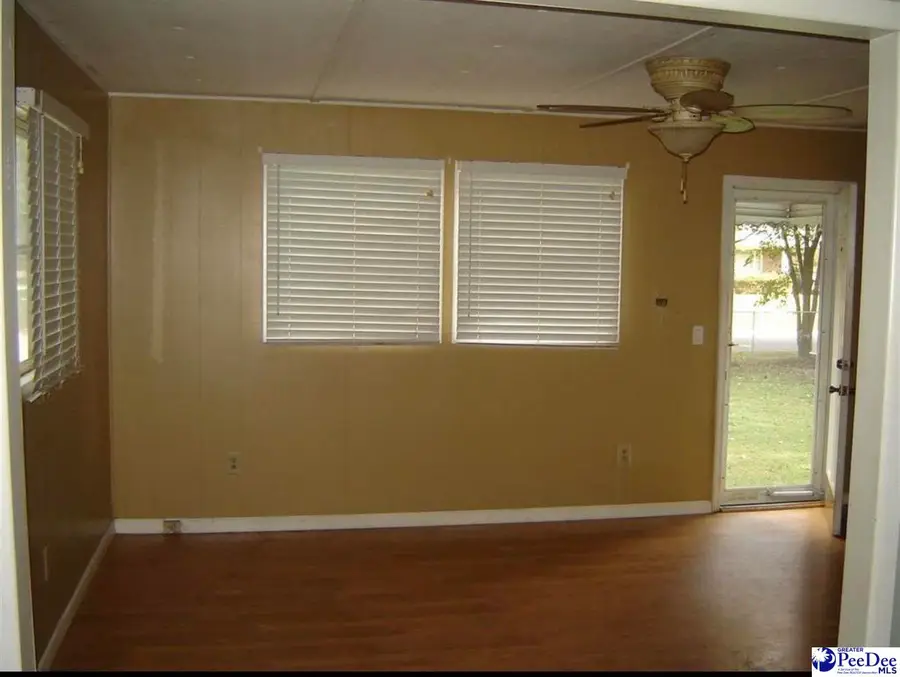 3043 Meadowbrook Dr., Florence, SC 29501 - #3
