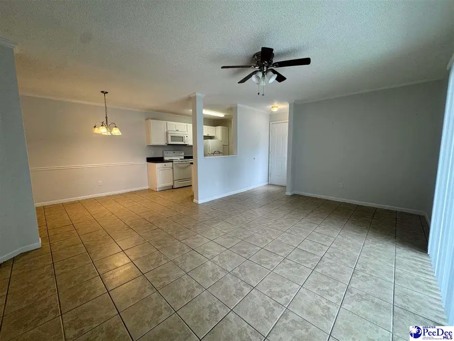 711 Coventry Ln. Apt. B1, Florence, SC 29501-8819 - #3
