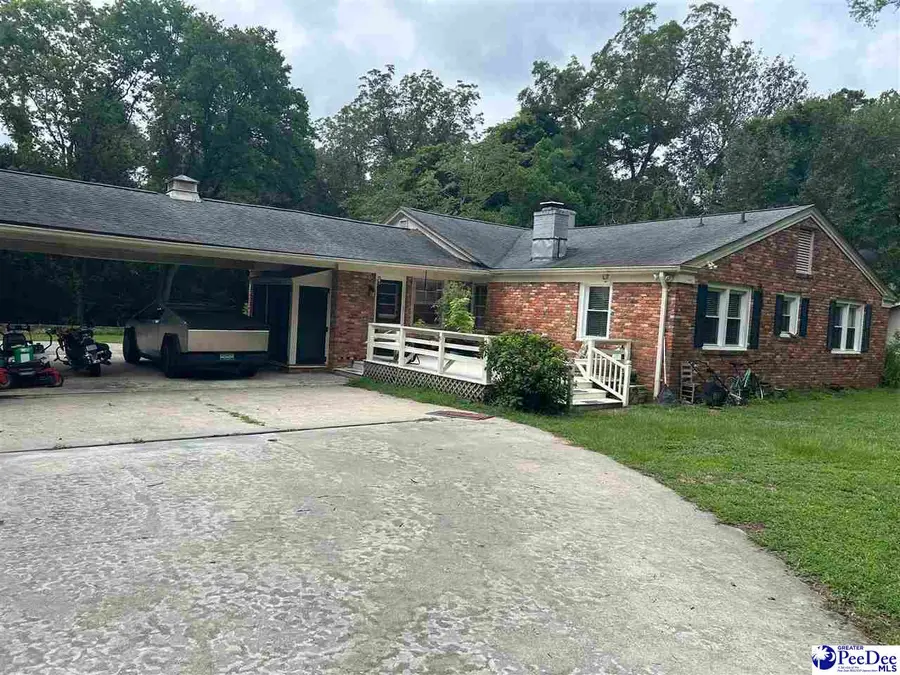 901 Henrietta Street, Bennettsville, SC 29512 - #3
