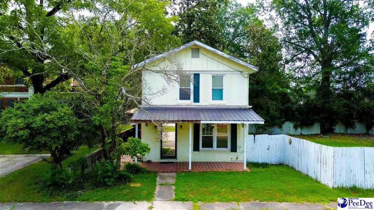 206 N 8th Ave, Dillon, SC 29536 - #1