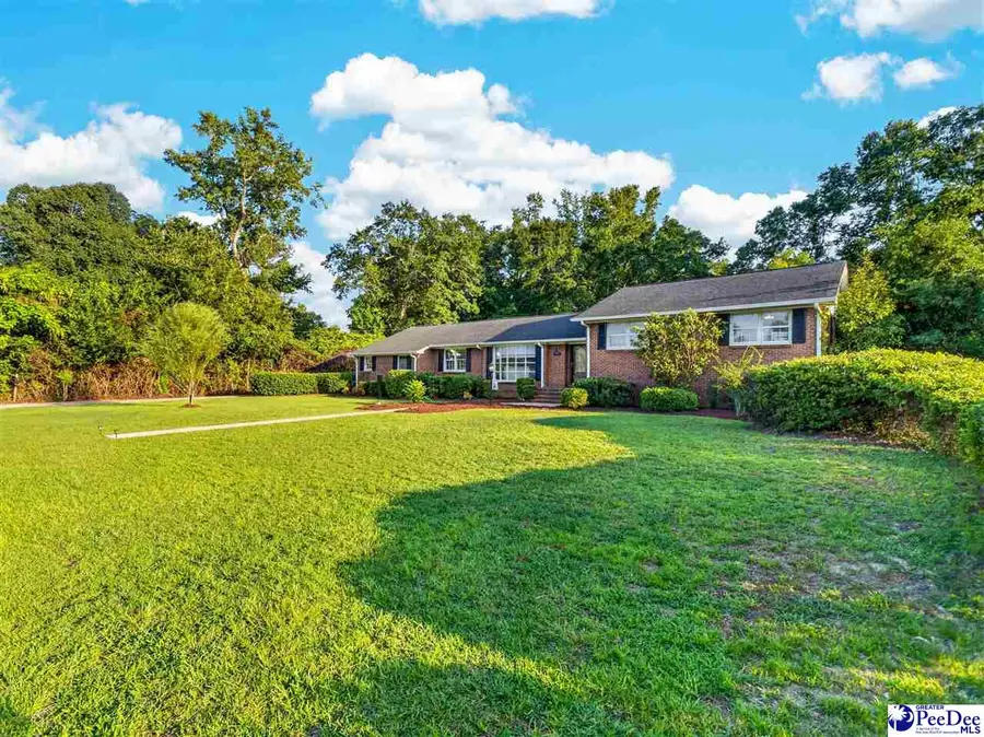 809 Garland St, Lake City, SC 29560 - #3