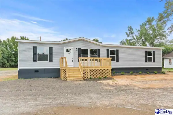 2338 S Point Rd, Effingham, SC 29541