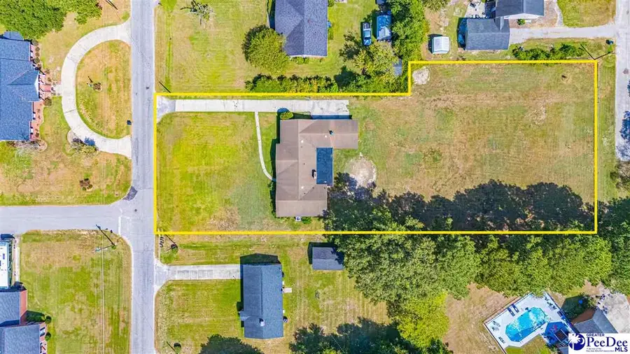 302 Cleveland St, Mullins, SC 29574 - #2