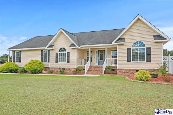 809 W Main Street, Latta, SC 29565-1518