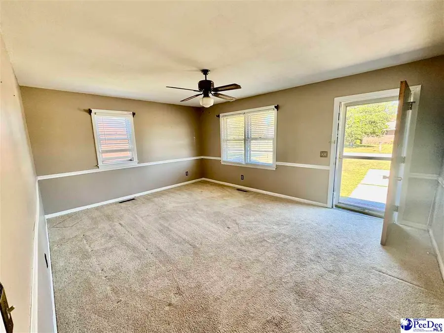 1422 E Harrison Street, Dillon, SC 29536 - #2