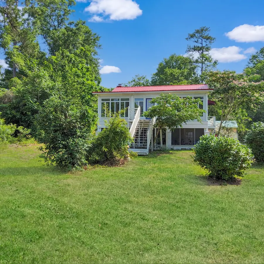 1201 Crescent Street, Summerton, SC 29148 - #3