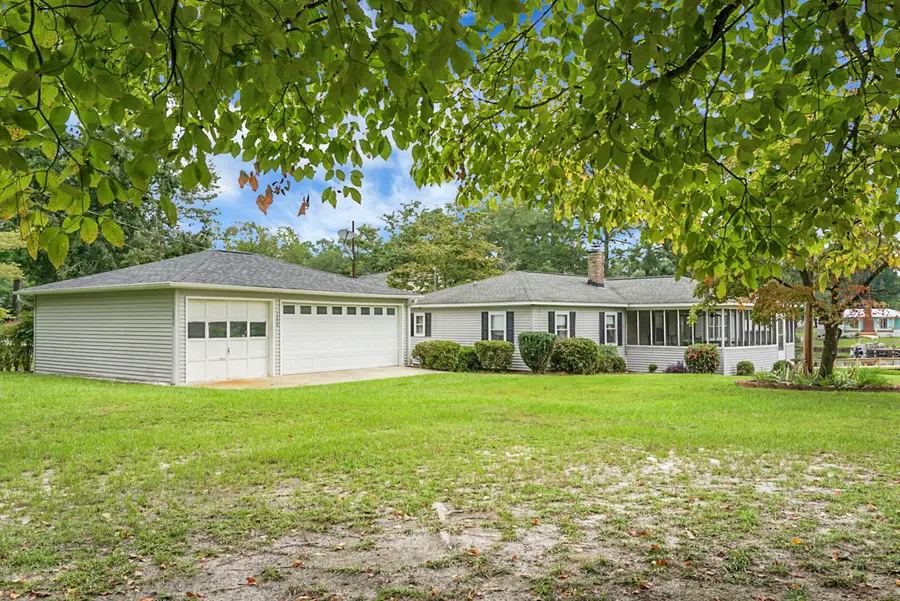 1390 Nightfall Lane, Summerton, SC 29148 - Image #2