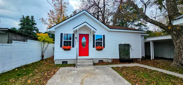 610 Hampton Street, Elloree, SC 29047