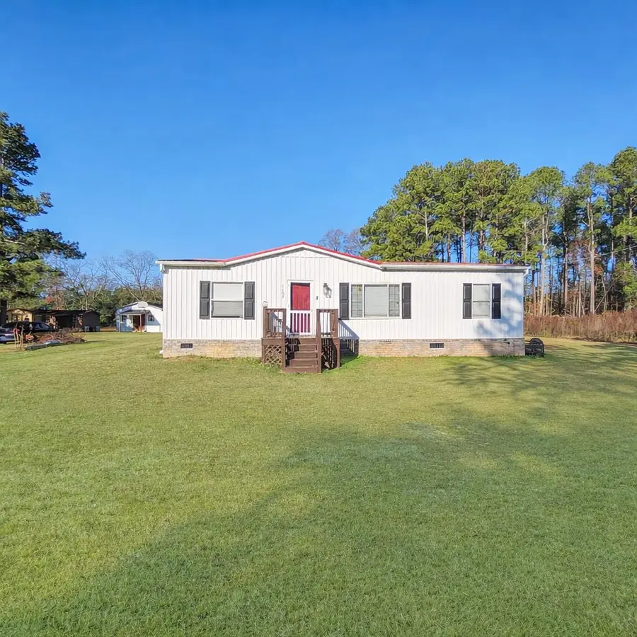1105 Peacock Street, Manning, SC 29102 - Image #2