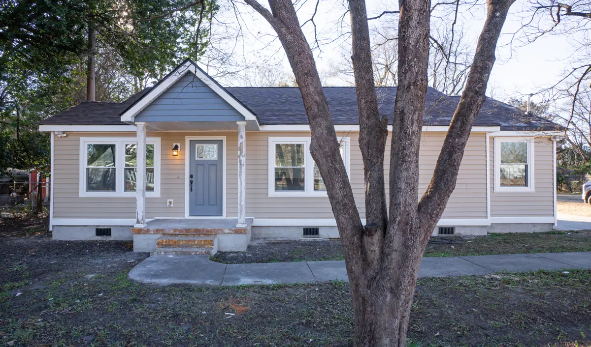 913 E Carolina Avenue, Hartsville, SC 29550 - Image #1